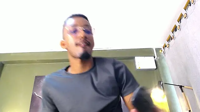 Darwin mayo online show from 09-11-25, 05:35