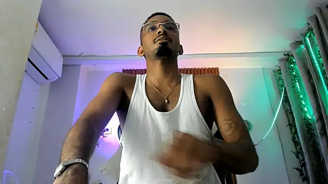 Darwin mayo online show from 11-21-25, 05:33