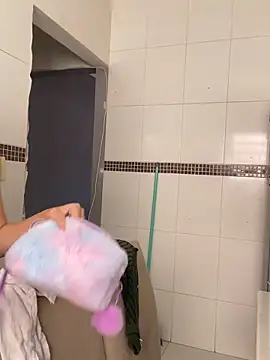 Snapshot of Casal_Do_Job_SP chatting on 11-14-25, 02:49 Casal Do Job SP online show from 11-14-25, 02:49