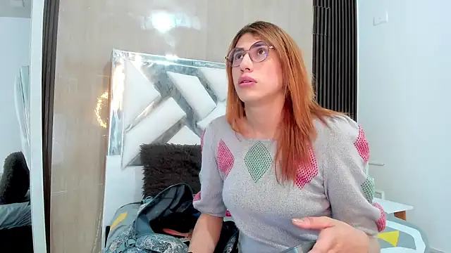 karen matwell online show from 12-20-25, 01:56