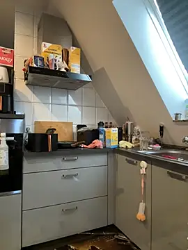 Snapshot of SweetTeenGirl chatting on 09-26-25, 08:29 SweetTeenGirl online show from 09-26-25, 08:29