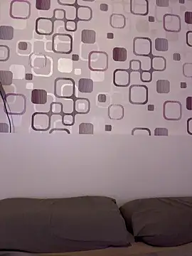 Snapshot of SweetTeenGirl chatting on 11-19-25, 08:20 SweetTeenGirl online show from 11-19-25, 08:20