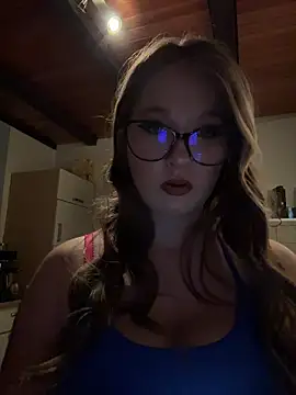 Snapshot of SweetTeenGirl chatting on 12-02-25, 03:07 SweetTeenGirl online show from 12-02-25, 03:07