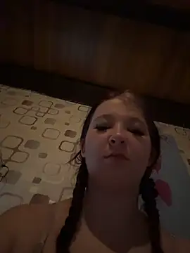 Snapshot of SweetTeenGirl chatting on 02-23-26, 05:16 SweetTeenGirl online show from 02-23-26, 05:16