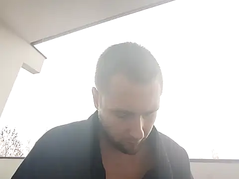 Snapshot of Vladyslav30 chatting on 11-08-25, 10:04 Vladyslav30 online show from 11-08-25, 10:04