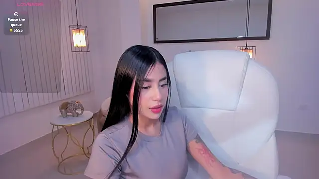 miranda crawfor online show from 04-18-26, 01:42