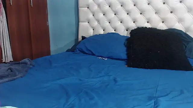 SamiBoobsxx online show from 11-06-25, 03:29