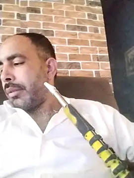 Snapshot of salimbasha chatting on 09-27-25, 07:35 salimbasha online show from 09-27-25, 07:35