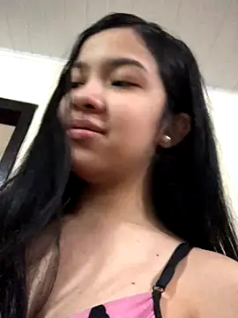 ashleyy20 online show from 11-03-25, 10:21