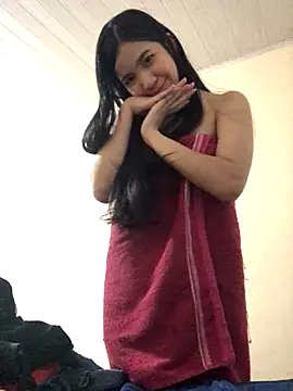 ashleyy20 online show from 11-05-25, 01:49