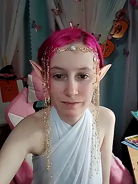 Fuzzy Unicorn online show from 10-24-25, 07:21