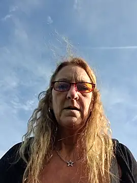 HotWifeLyn68 online show from 11-05-25, 12:05