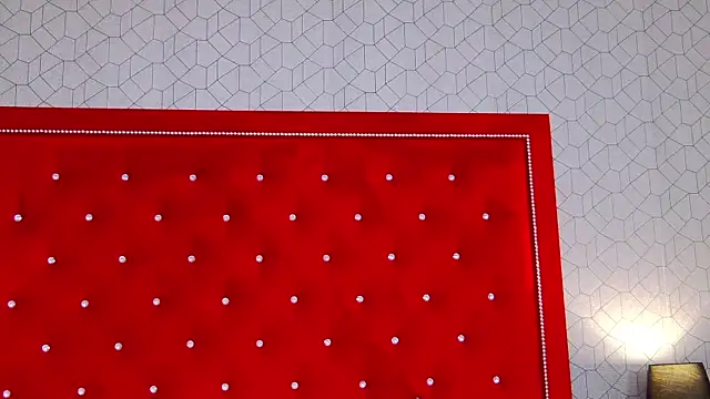 Ellsa Jean  online show from 10-28-25, 03:21