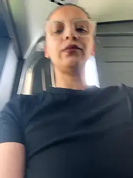 Snapshot of eli5566 chatting on 10-28-25, 11:14 eli5566 online show from 10-28-25, 11:14