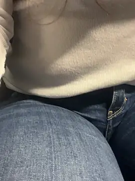 Snapshot of eli5566 chatting on 01-10-26, 05:15 eli5566 online show from 01-10-26, 05:15