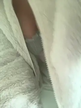 Snapshot of eli5566 chatting on 02-26-26, 01:54 eli5566 online show from 02-26-26, 01:54