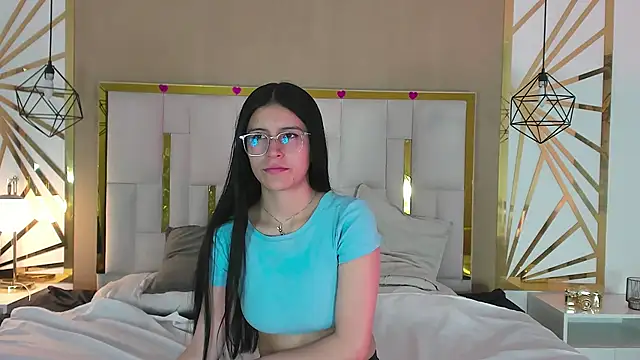 maddy jaclsonw online show from 09-09-25, 12:26