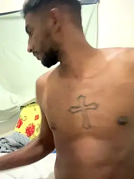 DiamanteNegro- online show from 12-18-25, 06:03