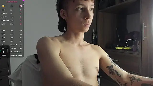 spacehumanz online show from 11-15-25, 07:32