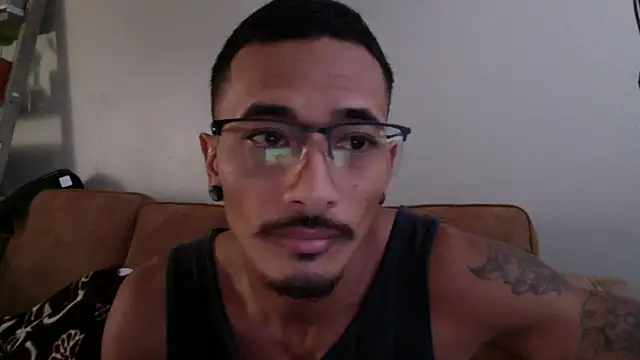 Snapshot of tanjir020 chatting on 09-22-25, 03:25 tanjir020 online show from 09-22-25, 03:25