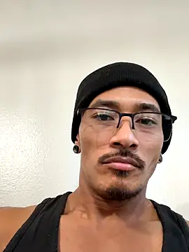 Snapshot of tanjir020 chatting on 11-13-25, 10:47 tanjir020 online show from 11-13-25, 10:47