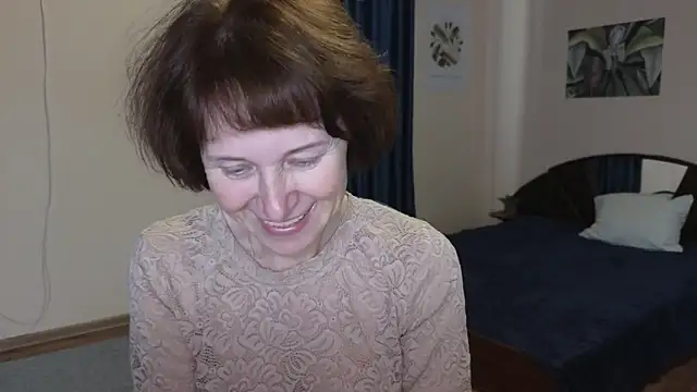 Lia Tito online show from 10-30-25, 05:53