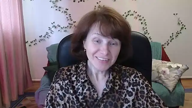 Lia Tito online show from 04-11-26, 07:35