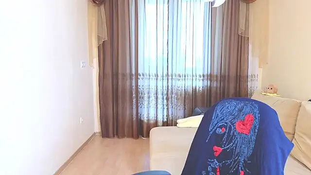 Milana Milky online show from 11-04-25, 06:12