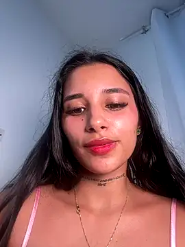 Lorena Mcfly online show from 12-15-25, 12:37