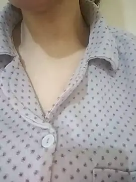 Miss-Lynda online show from 02-17-26, 04:24