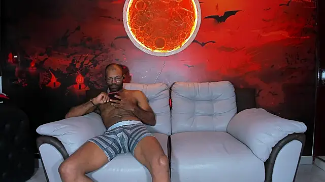 Snapshot of Party_cocks chatting on 02-16-26, 05:47 Party cocks online show from 02-16-26, 05:47