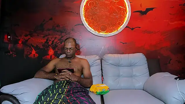 Snapshot of Party_cocks chatting on 02-20-26, 05:37 Party cocks online show from 02-20-26, 05:37