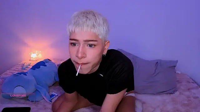 taichi bluy online show from 09-13-25, 01:00