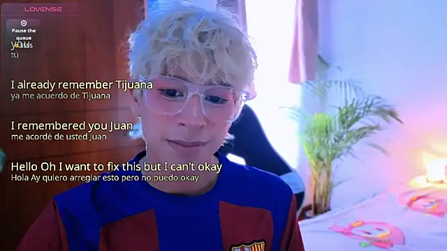 taichi bluy online show from 10-30-25, 05:35