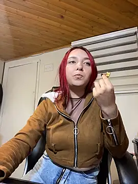 Karen18 boobs online show from 10-04-25, 03:04