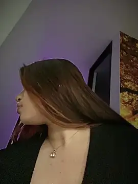 Snapshot of Yaqui_elle chatting on 12-23-25, 03:26 Yaqui elle online show from 12-23-25, 03:26