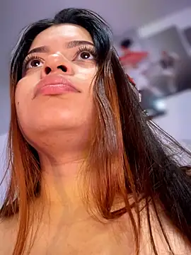 Snapshot of Yaqui_elle chatting on 02-27-26, 02:44 Yaqui elle online show from 02-27-26, 02:44