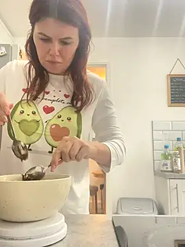 Snapshot of jasminebrooksx chatting on 09-17-25, 08:27 jasminebrooksx online show from 09-17-25, 08:27