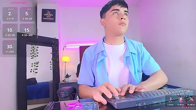 Lucass love online show from 10-29-25, 04:53