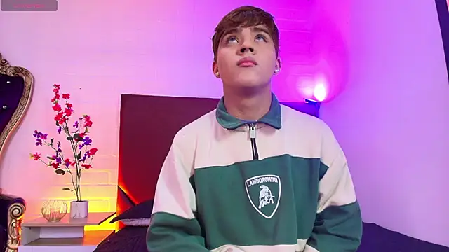 Lucass love online show from 03-21-26, 01:05