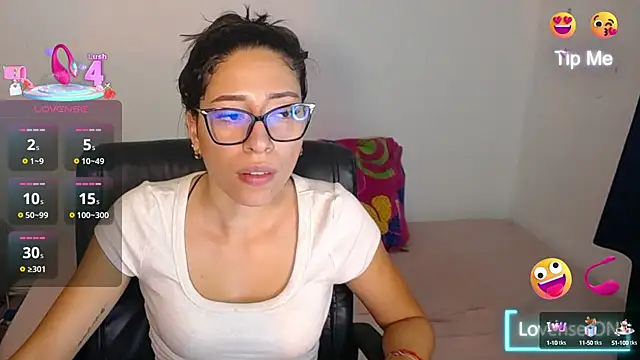 Carla palmer  online show from 10-12-25, 01:59