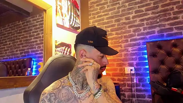 VinzenzRizzo online show from 11-15-25, 06:15