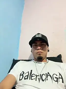 Ricardo2334 online show from 02-26-26, 04:00