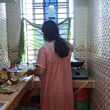 Bristy- online show from 11-24-25, 07:52