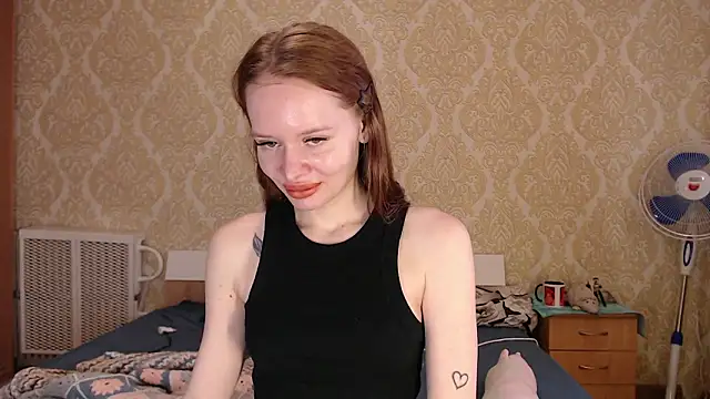 Kitkaat00 online show from 03-18-26, 12:30