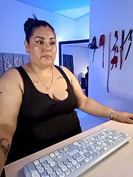 AndreaKinky online show from 10-10-25, 08:13