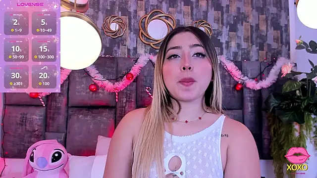 PatyLawrence online show from 12-04-25, 03:49