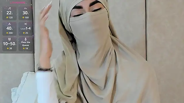  Zahiira  online show from 09-18-25, 11:34