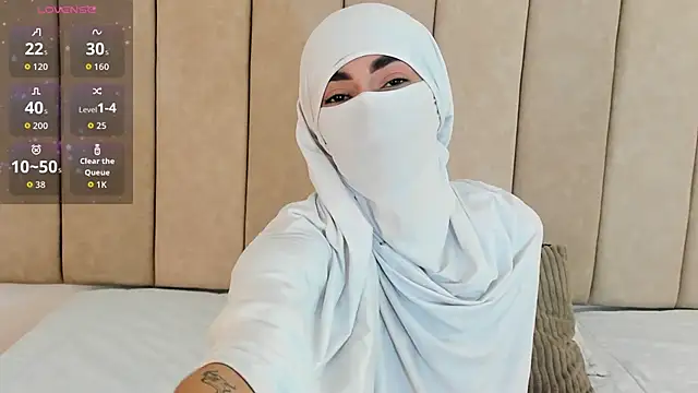  Zahiira  online show from 09-24-25, 11:46