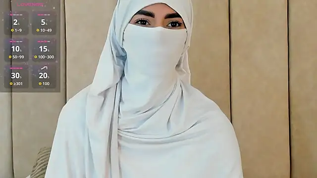  Zahiira  online show from 09-27-25, 11:59